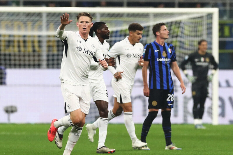 Soi kèo Inter Milan vs Napoli - Vòng 20 Serie A